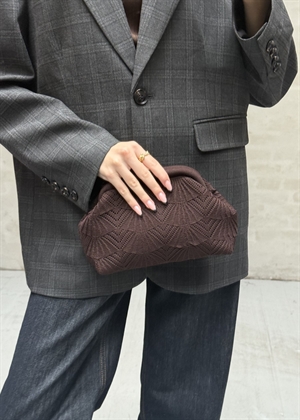 Small shelly clutch Chocolate Pico 